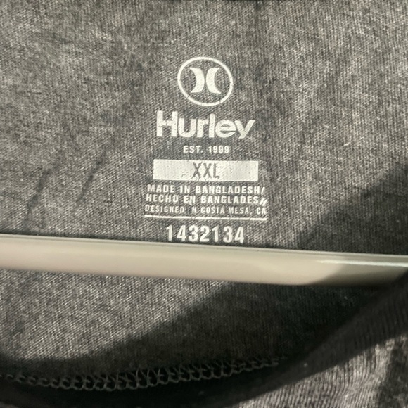 Hurley Long Sleeve XXL - Picture 3 of 3